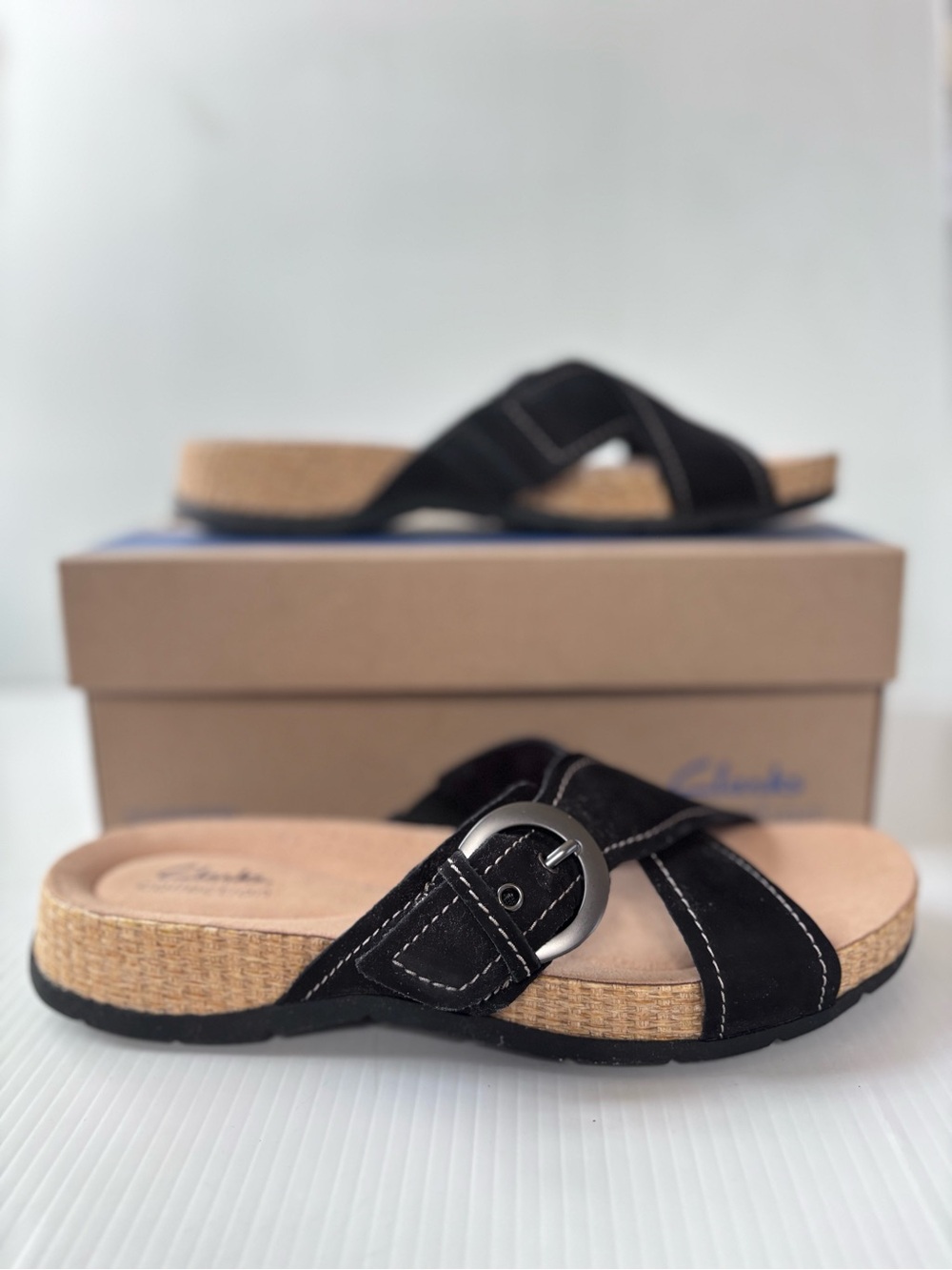 Clark’s Women's Reileigh May Nubuck Black Sandals size 9.5 M